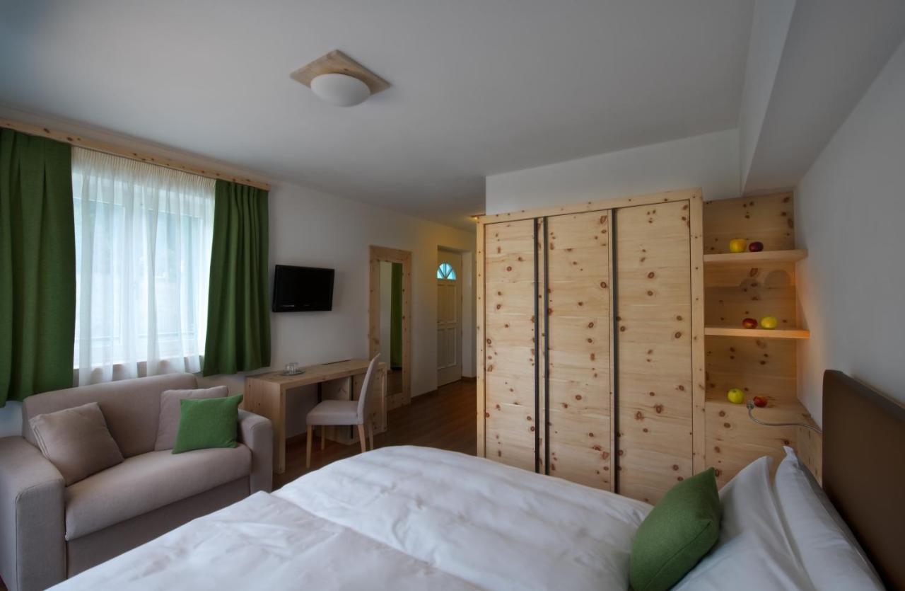 Agriturismo Florandonole Fai della Paganella Luaran gambar