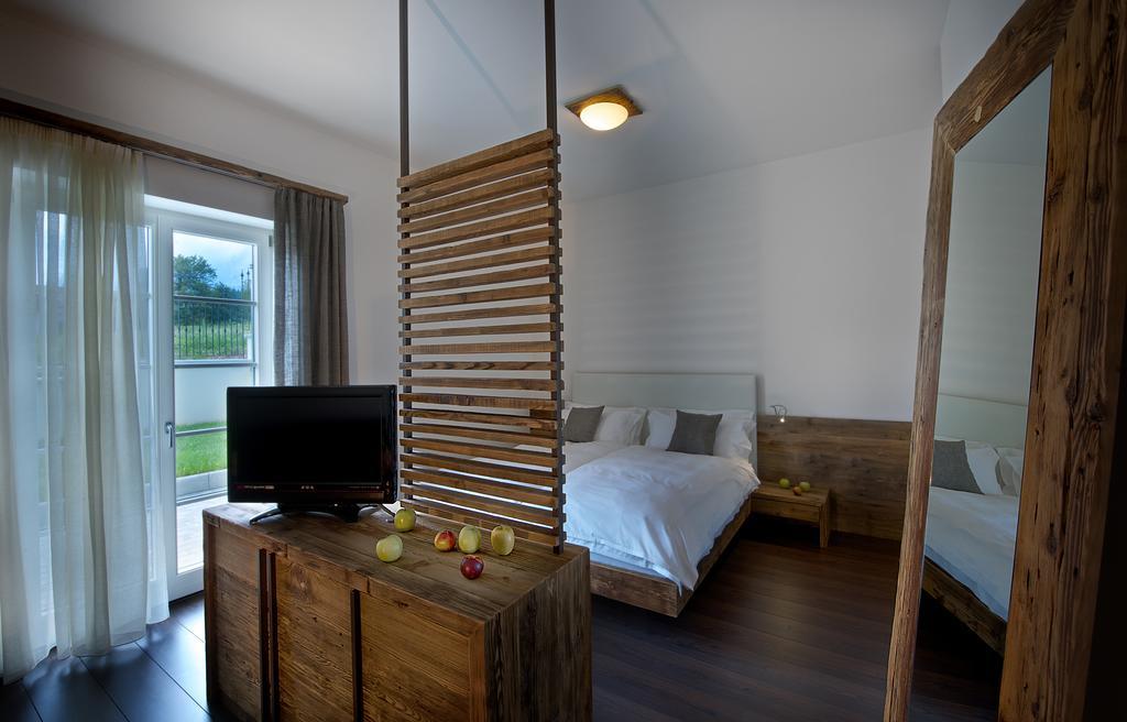 Agriturismo Florandonole Fai della Paganella Luaran gambar