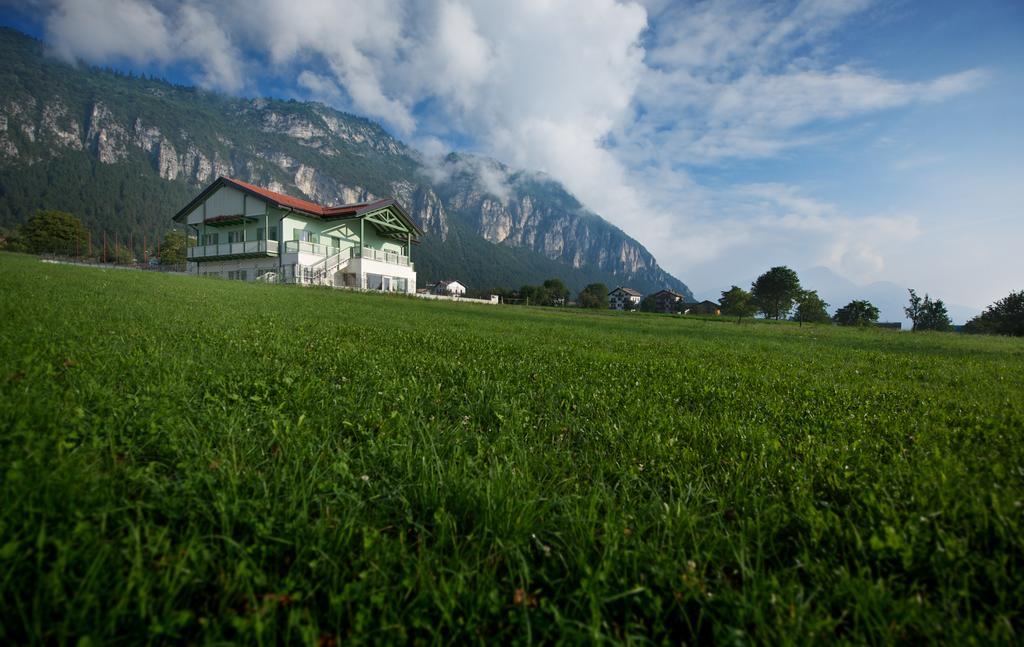 Agriturismo Florandonole Fai della Paganella Luaran gambar
