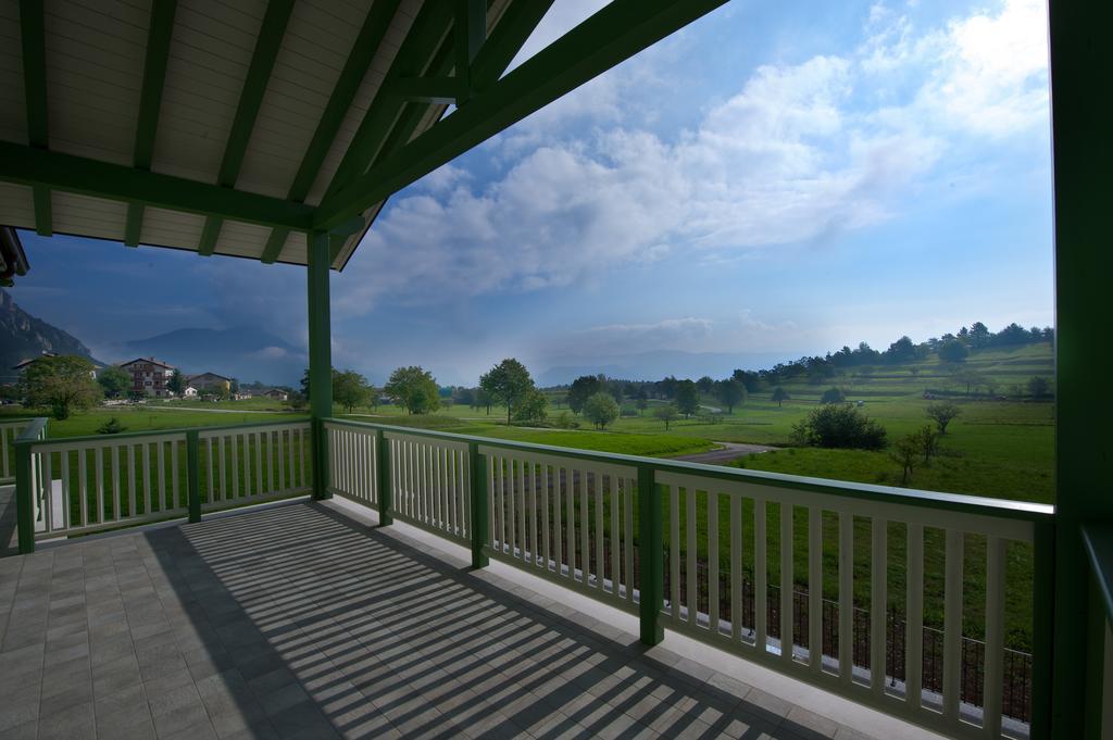 Agriturismo Florandonole Fai della Paganella Luaran gambar
